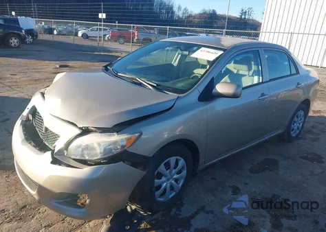 2010 Toyota Corolla Le z USA, uszkodzony, nr VIN 2T1BU4EE2AC525982